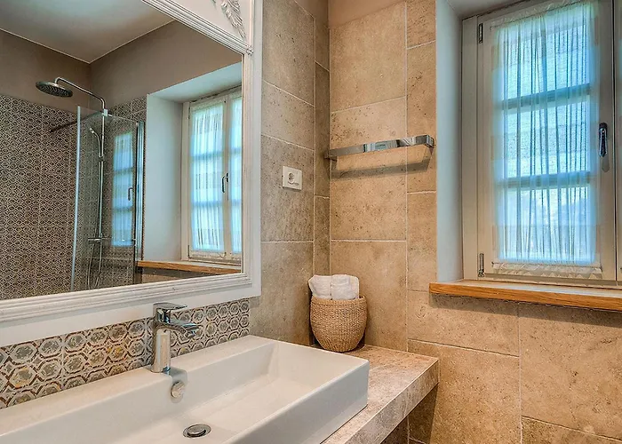 Elli Hébergement de vacances