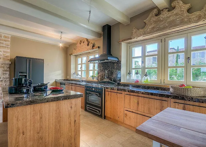 Elli Hébergement de vacances *